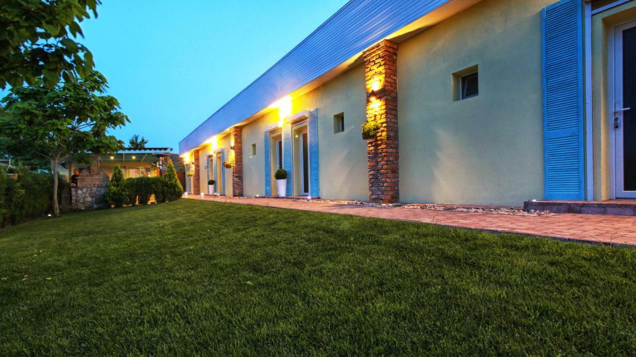 Casa Ana Hotel Vama Veche Ngoại thất bức ảnh