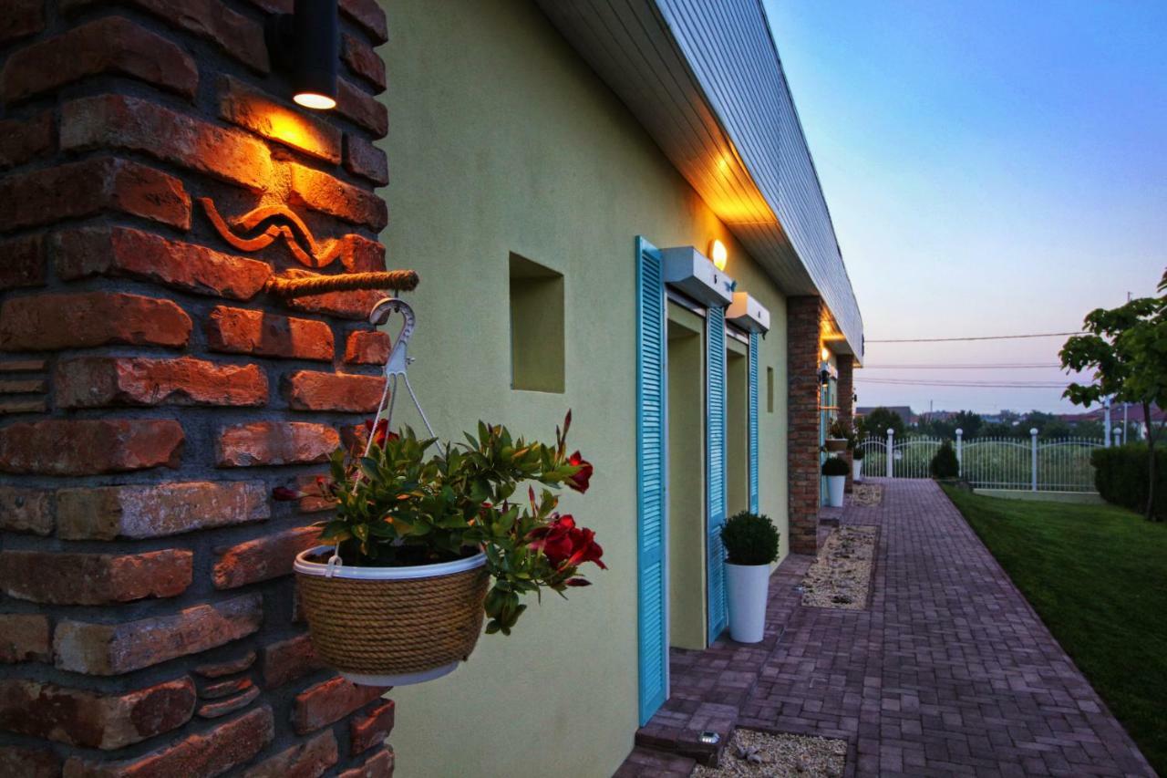 Casa Ana Hotel Vama Veche Ngoại thất bức ảnh